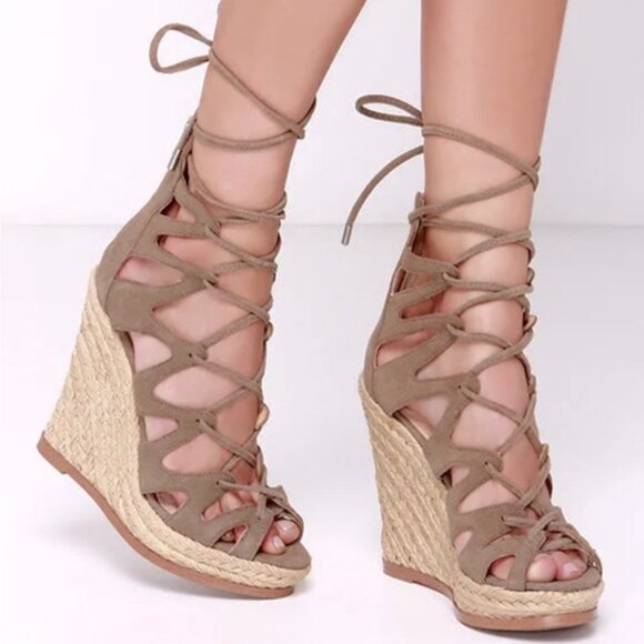 Steve Madden Shoes - Steve Madden Theea Taupe Cream Tan Suede Lace-Up Wedge Sandals Heel Zipper 8 New